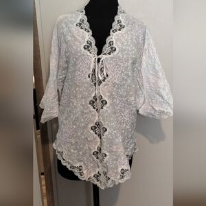 Chic Lace-Accented Women's Blouse
